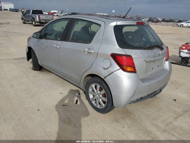 Toyota YARIS LE 2016 VNKKTUD36GA062140 Image 3