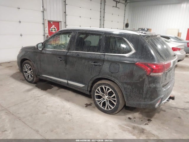 2017 MITSUBISHI OUTLANDER JA4AZ3A3XHZ030192 Photo 2