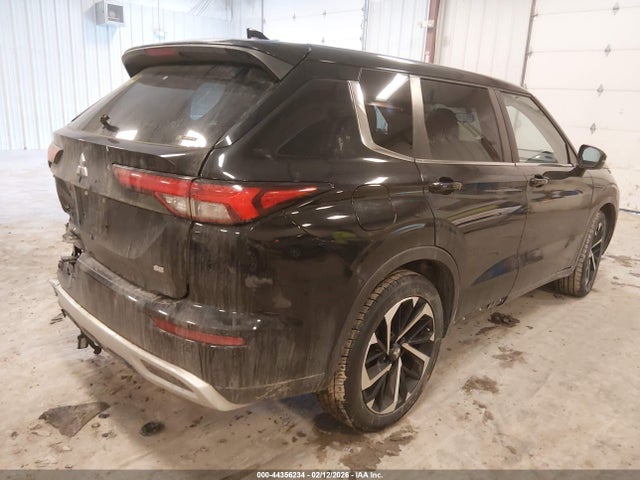 2022 MITSUBISHI OUTLANDER JA4J4UA80NZ009718 Photo 3