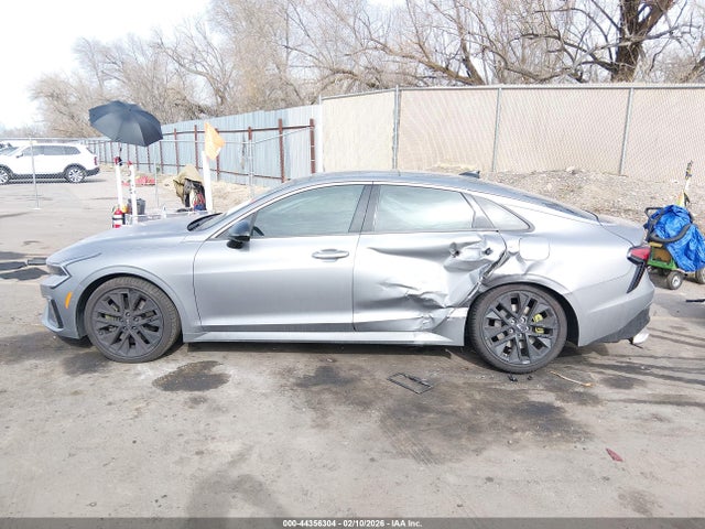 KNAG44J81S5327475 KIA K5 Gt