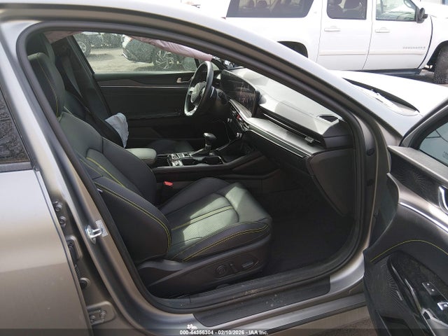 KNAG44J81S5327475 KIA K5 Gt