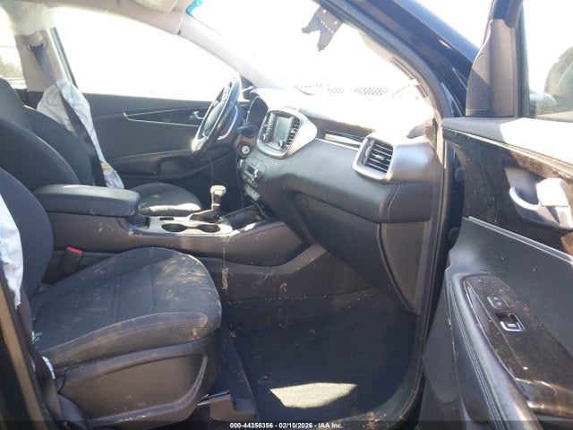 2020 Kia Sorento 2.4l Lx მანქანა იყიდება აუქციონზე, vin: 5XYPG4A39LG637302, აუქციონის ნომერი: 44356356