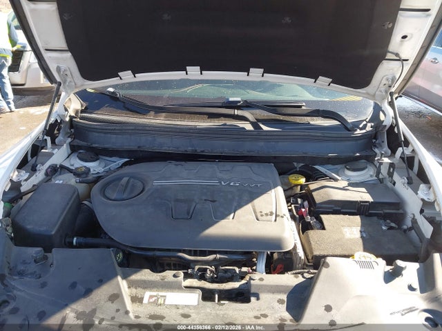 2016 Jeep Cherokee Trailhawk მანქანა იყიდება აუქციონზე, vin: 1C4PJMBS6GW130955, აუქციონის ნომერი: 44356366