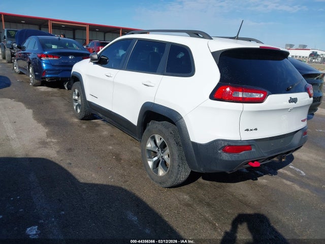 2016 Jeep Cherokee Trailhawk მანქანა იყიდება აუქციონზე, vin: 1C4PJMBS6GW130955, აუქციონის ნომერი: 44356366