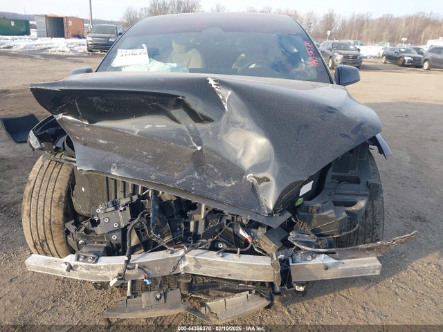 2024 Tesla Model X Long Range მანქანა იყიდება აუქციონზე, vin: 7SAXCBE51RF455317, აუქციონის ნომერი: 44356370