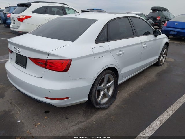 2016 AUDI A3 WAUA7HFF6G1112474 Photo 3