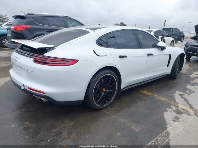 2018 PORSCHE PANAMERA WP0AB2A77JL133778 Photo 3