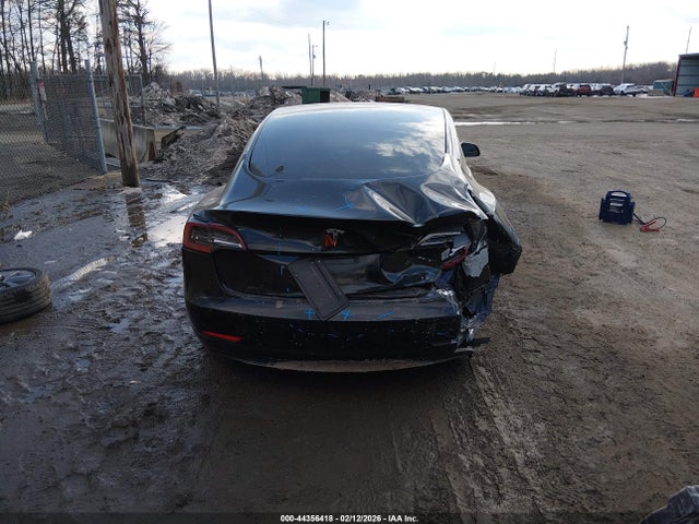 Продаж на аукціоні авто 2022 Tesla Model 3 Rear-wheel Drive, vin: 5YJ3E1EA8NF186420, номер лоту: 44356418