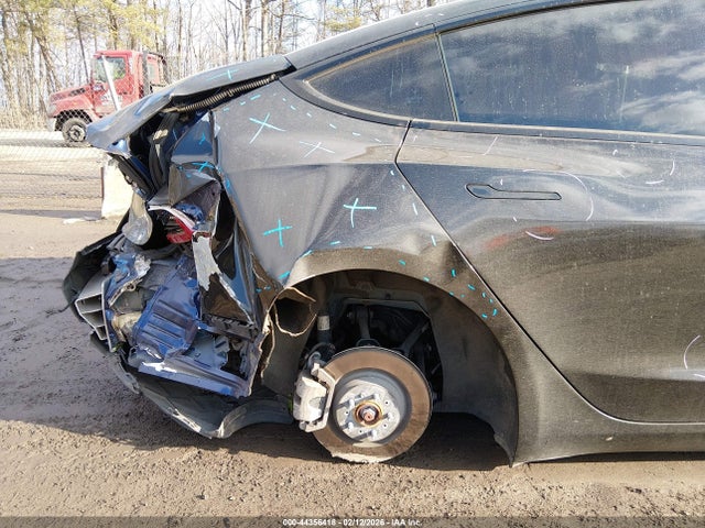 Продаж на аукціоні авто 2022 Tesla Model 3 Rear-wheel Drive, vin: 5YJ3E1EA8NF186420, номер лоту: 44356418