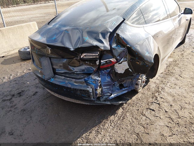 Продаж на аукціоні авто 2022 Tesla Model 3 Rear-wheel Drive, vin: 5YJ3E1EA8NF186420, номер лоту: 44356418