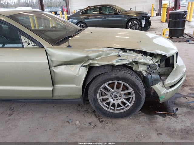 2005 FORD MUSTANG 1ZVFT80N555110772 Photo 5