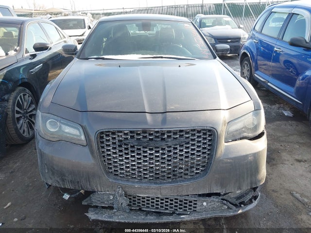 2023 Chrysler 300 300s მანქანა იყიდება აუქციონზე, vin: 2C3CCABG1PH637011, აუქციონის ნომერი: 44356448