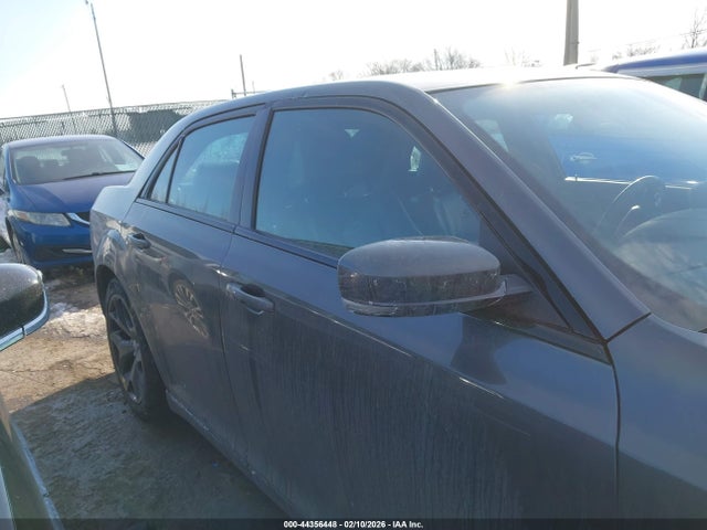 2023 Chrysler 300 300s მანქანა იყიდება აუქციონზე, vin: 2C3CCABG1PH637011, აუქციონის ნომერი: 44356448
