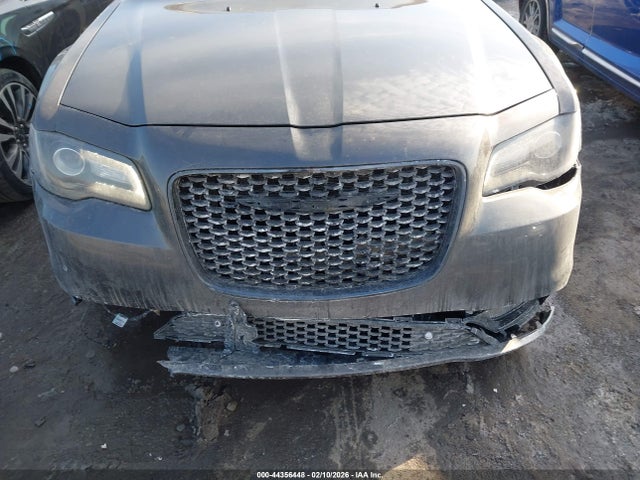 2023 Chrysler 300 300s მანქანა იყიდება აუქციონზე, vin: 2C3CCABG1PH637011, აუქციონის ნომერი: 44356448