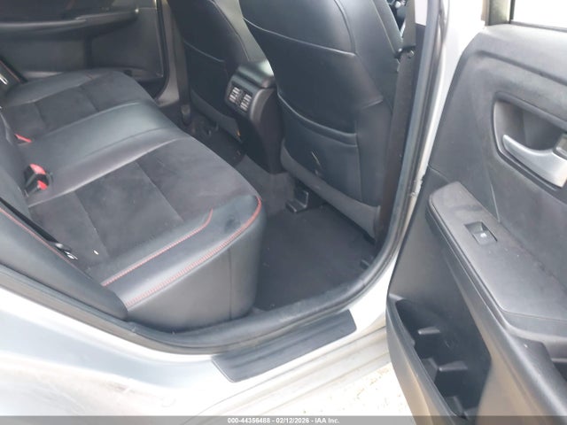 4T1BF1FK4FU927635 Toyota CAMRY XSE