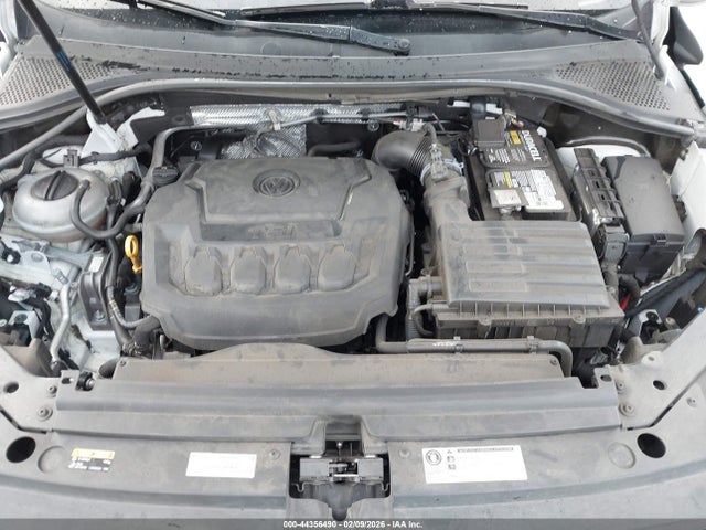 3VV3B7AX4JM002054 Volkswagen Tiguan 2.0t Se/2.0t Sel