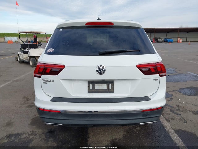 3VV3B7AX4JM002054 Volkswagen Tiguan 2.0t Se/2.0t Sel