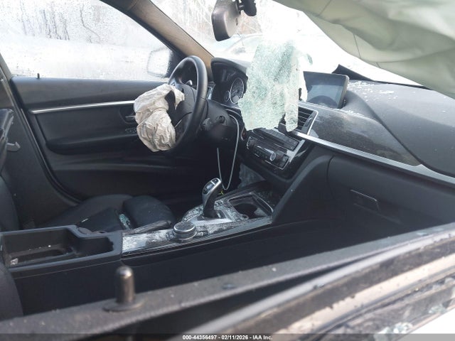 2017 BMW 330I WBA8D9G56HNT91616 Photo 4