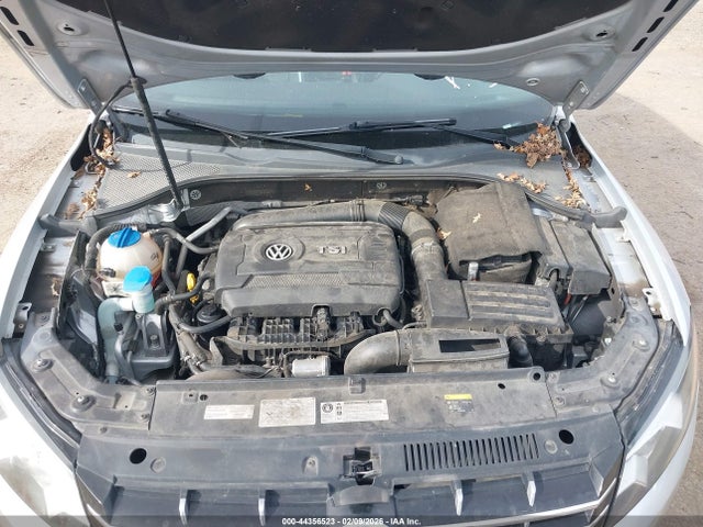 1VWCT7A32FC008420 Volkswagen Passat 1.8t Sel Premium