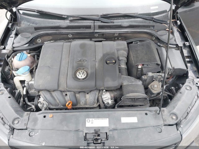 2013 Volkswagen Jetta 2.5l Se მანქანა იყიდება აუქციონზე, vin: 3VWDX7AJ4DM396334, აუქციონის ნომერი: 44356550