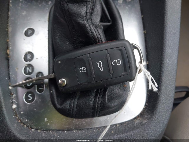 2013 Volkswagen Jetta 2.5l Se მანქანა იყიდება აუქციონზე, vin: 3VWDX7AJ4DM396334, აუქციონის ნომერი: 44356550