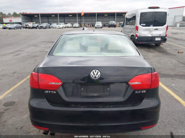 2013 Volkswagen Jetta 2.5l Se მანქანა იყიდება აუქციონზე, vin: 3VWDX7AJ4DM396334, აუქციონის ნომერი: 44356550