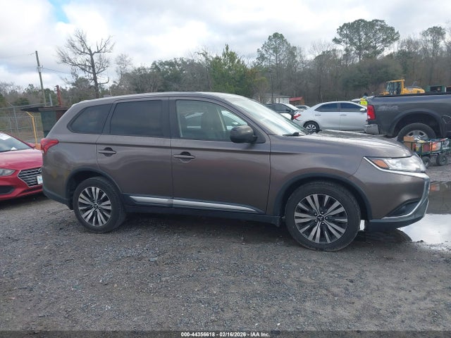 Продаж на аукціоні авто 2019 Mitsubishi Outlander Es, vin: JA4AD2A37KZ048388, номер лоту: 44356618