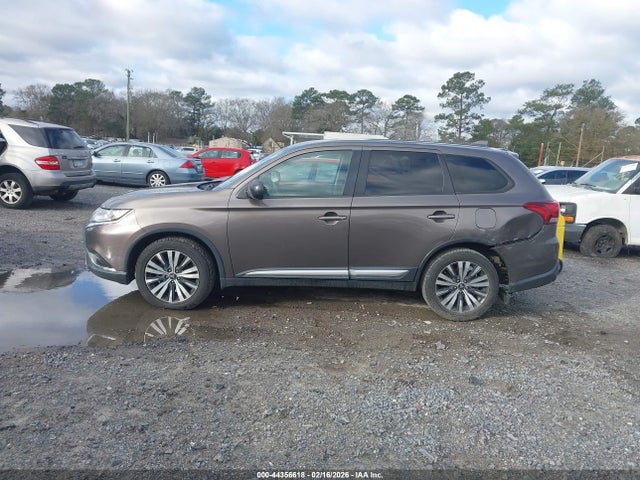 Продаж на аукціоні авто 2019 Mitsubishi Outlander Es, vin: JA4AD2A37KZ048388, номер лоту: 44356618