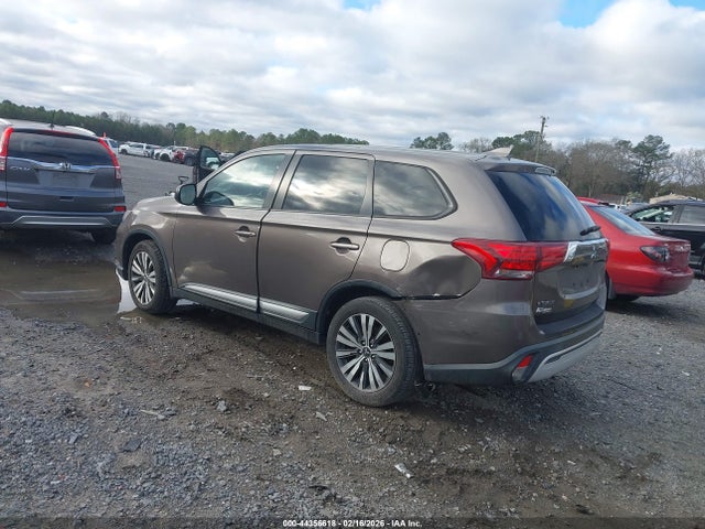 Продаж на аукціоні авто 2019 Mitsubishi Outlander Es, vin: JA4AD2A37KZ048388, номер лоту: 44356618