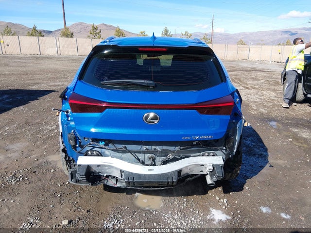 JTHP9JBH0R2080235 Lexus Ux 250h Premium
