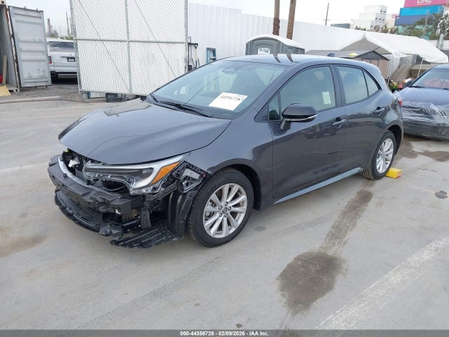 JTND4MBE7T3254311 Toyota COROLLA SE