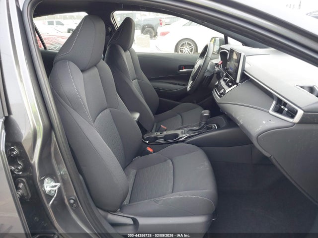 JTND4MBE7T3254311 Toyota COROLLA SE