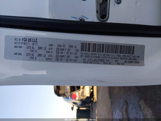 2018 JEEP CHEROKEE 1C4PJLCB6JD576826 Photo 8