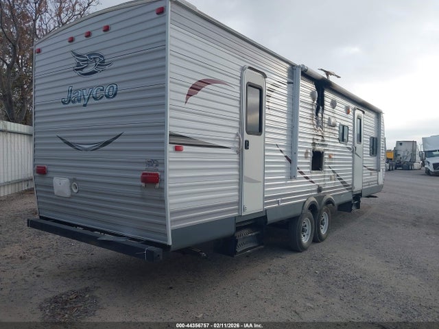1UJBJ0BRXF1TC0183 Jayco Other