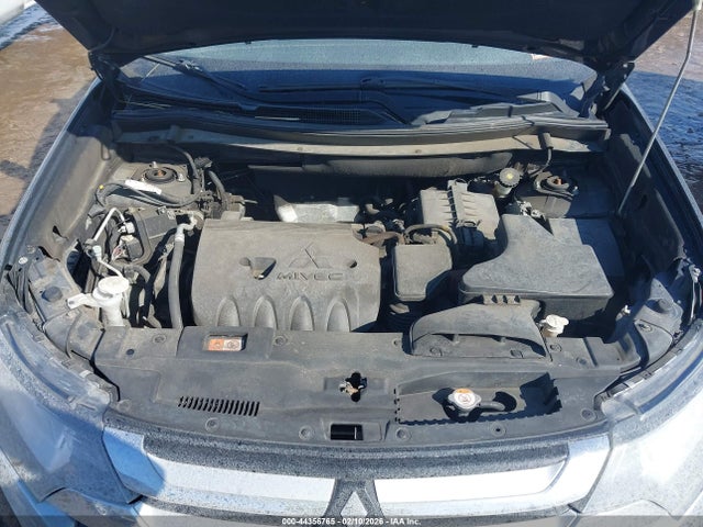 2016 MITSUBISHI OUTLANDER JA4AZ3A32GZ003101 Photo 9
