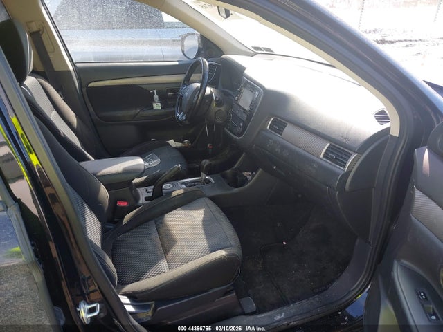 2016 MITSUBISHI OUTLANDER JA4AZ3A32GZ003101 Photo 4