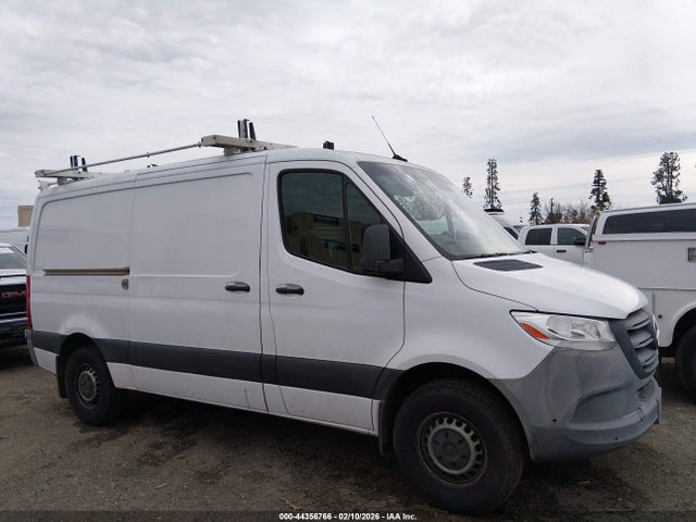 WD3PE7ED0KT011063 Mercedes-Benz Sprinter 1500 Standard Roof I4