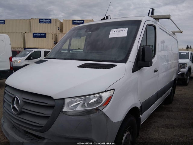WD3PE7ED0KT011063 Mercedes-Benz Sprinter 1500 Standard Roof I4