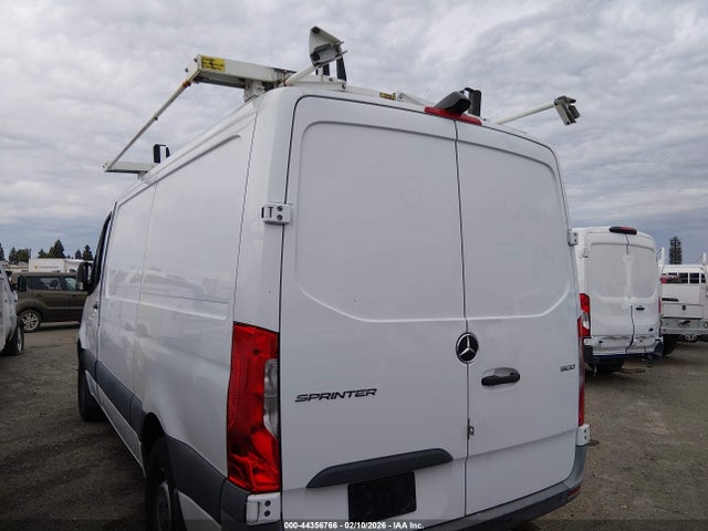 WD3PE7ED0KT011063 Mercedes-Benz Sprinter 1500 Standard Roof I4