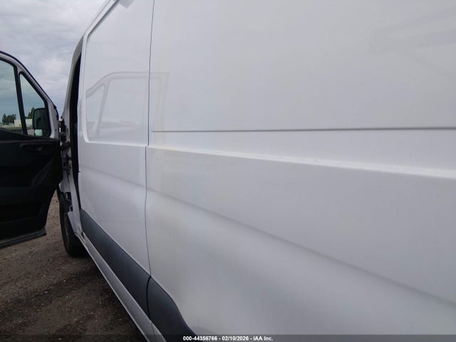 WD3PE7ED0KT011063 Mercedes-Benz Sprinter 1500 Standard Roof I4