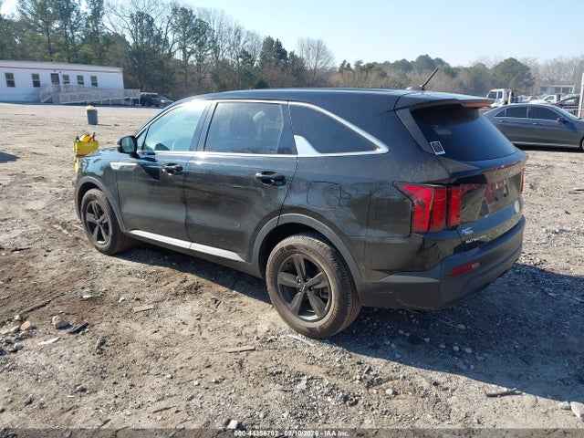 KIA SORENTO LX 2023 5XYRG4LC9PG174475 Image 3