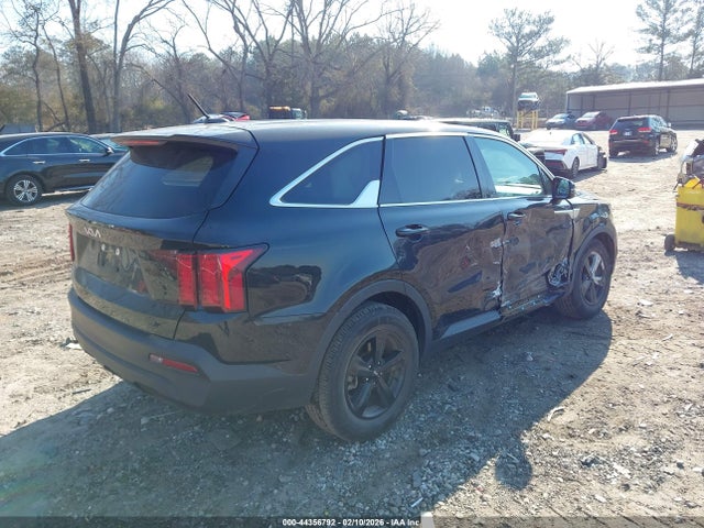 KIA SORENTO LX 2023 5XYRG4LC9PG174475 Image 4