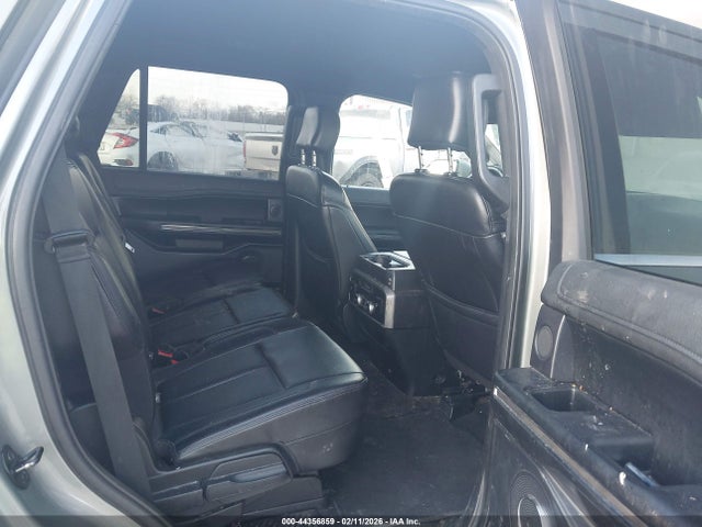2019 Ford Expedition Xlt მანქანა იყიდება აუქციონზე, vin: 1FMJU1HT5KEA61892, აუქციონის ნომერი: 44356859