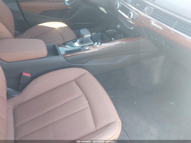 2021 AUDI A5 SPORTBACK WAUCBCF52MA003720 Photo 4