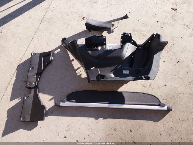 JF2GTAEC0M8251477 Subaru Crosstrek Premium