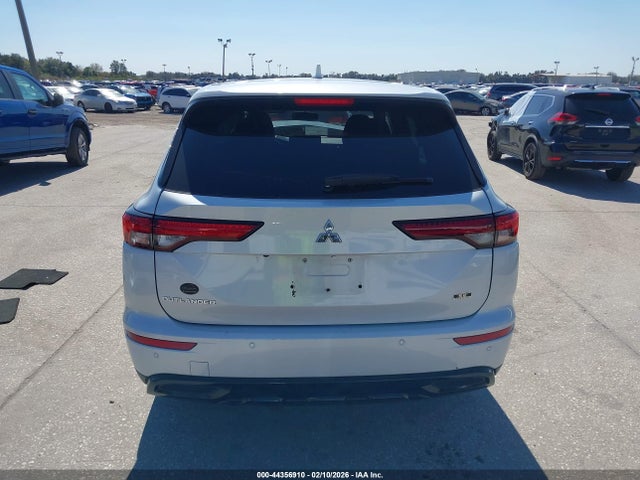 Продаж на аукціоні авто 2023 Mitsubishi Outlander Se 2.5 2wd/se Black Edition 2wd/se Special Edition 2wd, vin: JA4J3UA81PZ033872, номер лоту: 44356910