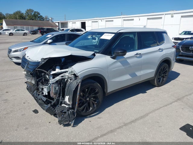 2023 MITSUBISHI OUTLANDER JA4J3UA81PZ033872 Photo 1