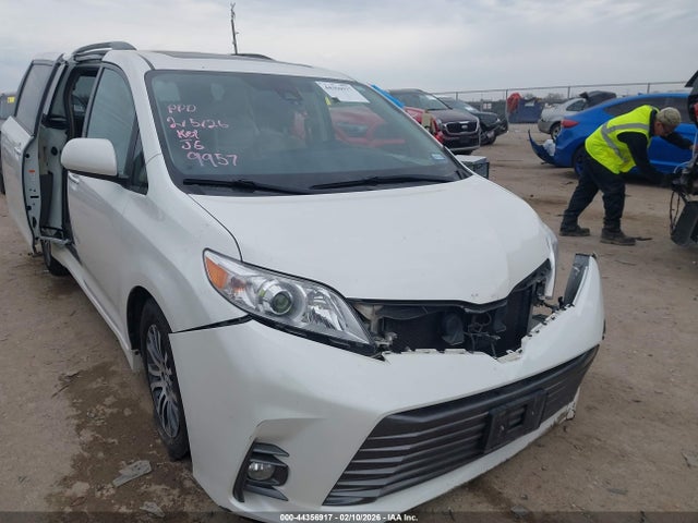 2018 TOYOTA SIENNA 5TDYZ3DC1JS949957