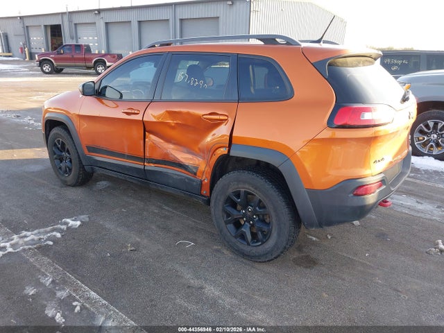 1C4PJMBB9FW551227 Jeep Cherokee Trailhawk