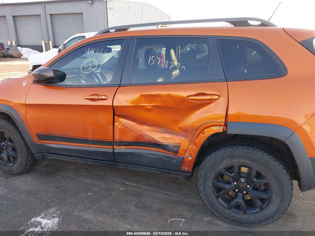 1C4PJMBB9FW551227 Jeep Cherokee Trailhawk